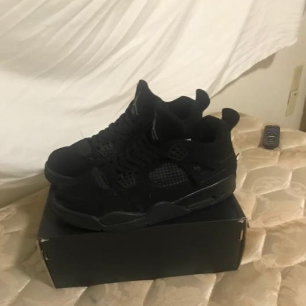 Jordan 4